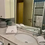 Arts At Station Apartment *